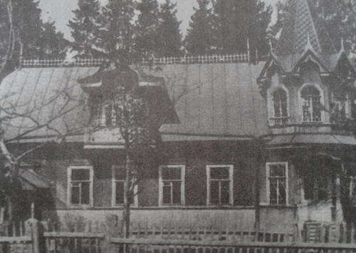 Поселок Вырица. Дом №41 на Майском проспекте, в котором жил старец Серафим после 1945 г. (современный вид, ныне дом №39)